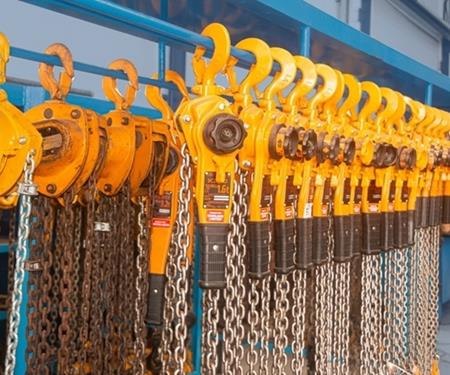 Equipamentos para Elevação e Arraste de cargas